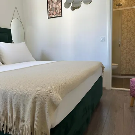Meri Villa