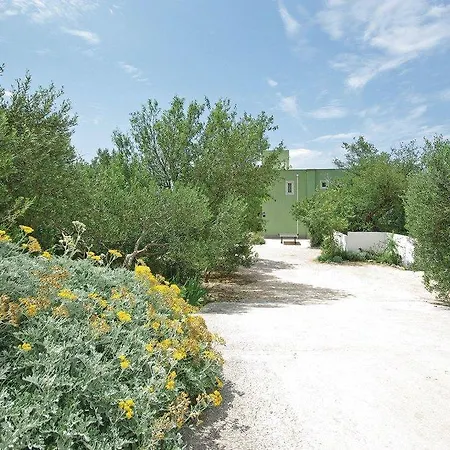Meri Villa