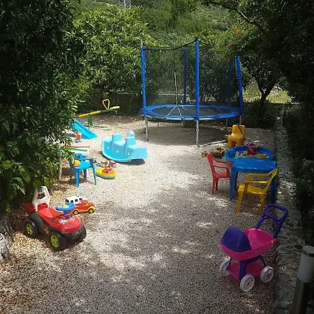 Meri Villa
